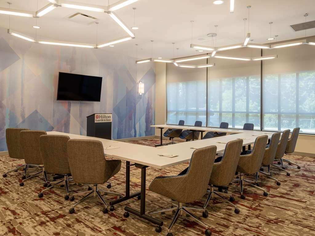 Hilton Garden Inn Jeffersonville Louisville North Съоръжения снимка